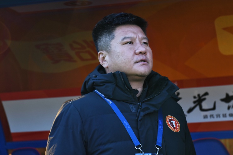 李金羽变阵收奇效 铁人两连胜反弹
