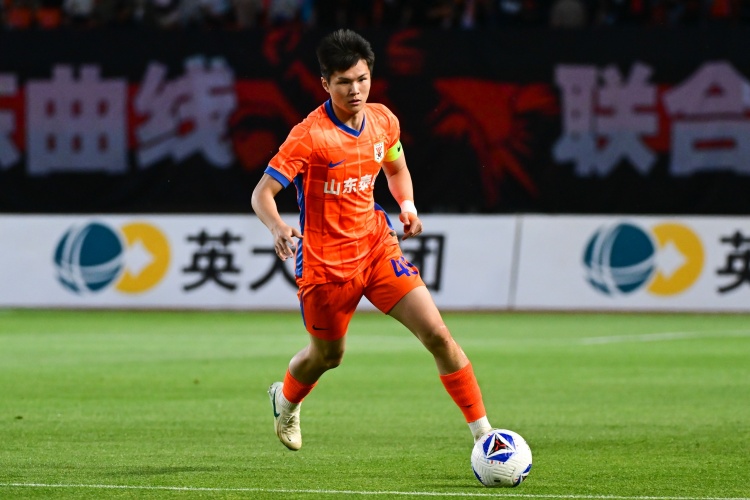 泰山客场2-1逆转天津,陈泽仕中超首球创05后纪录