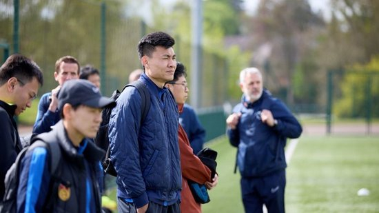 足协青训教练团完成三周英超进修 于海曝训练对标实战 足协青训教练团完成三周英超进修 于海曝训练对标实战