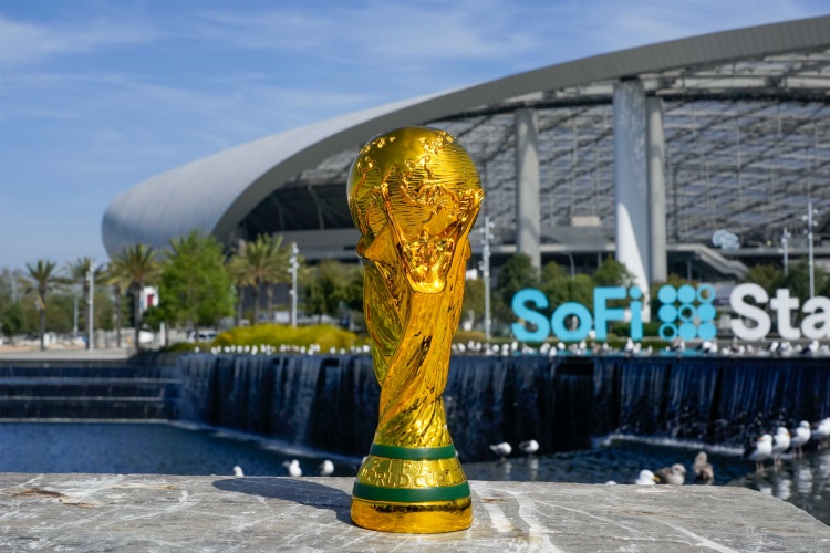 世界杯中国赞助断崖降64% 单届5亿美元仍居全球次席