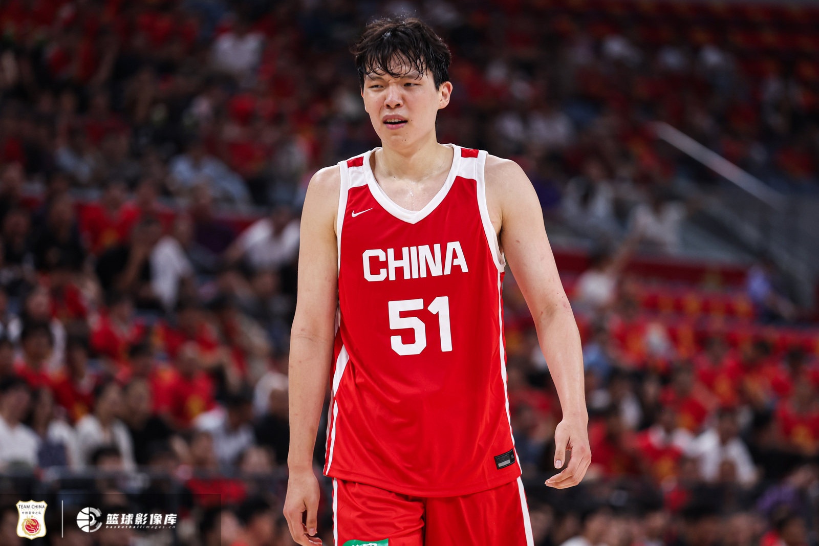 杨瀚森进攻哑火 第三节零出手仅2分5板