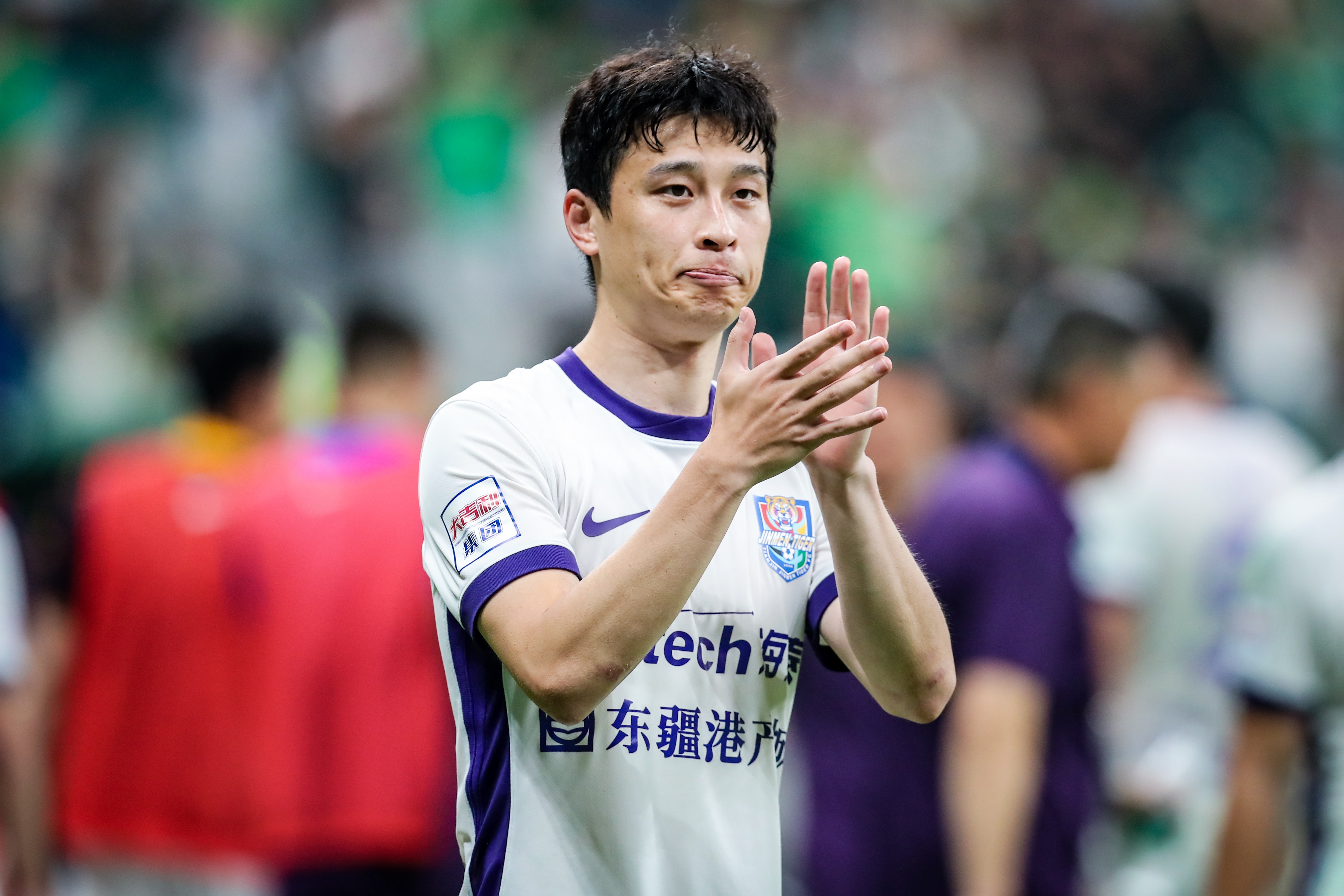 津门虎雨战升班马铜梁龙 巴顿：后半程开局必须抢分